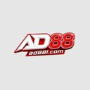 ad883